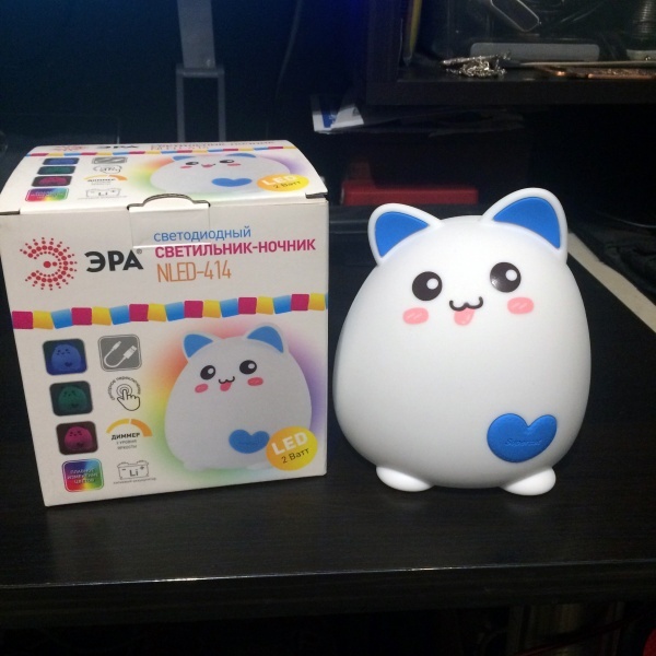 Светодиодный светильник-ночник ЭРА силиконовый, встроенный литиевый аккумулятор с подзарядкой от USB, 2 уровня яркости, режим смены цвета