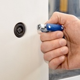 Ключ для электрошкафов Knipex,4 типа запоров