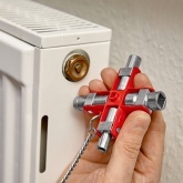 Универсальный ключ Knipex 90 мм