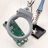 Держатель Rexant Третья рука с лупой х2.5 подставкой под паяльник и LED подсветкой