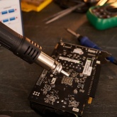 Паяльная станция с ЖК дисплеем Rexant 220В 60/690Вт 100-480°С (паяльник + фен) R887D