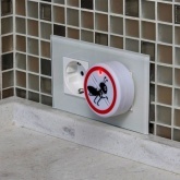 Ультразвуковой отпугиватель муравьев Rexant Радиус до 30м 5W 220V 6x6x6см (пластик) Частота: 30кГц