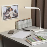 Светильник светодиодный настольный ЭРА NLED-474-10W-W белый, USB и беспроводная зарядка устройств