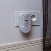 Ультразвуковой отпугиватель вредителей Rexant с LED индикатором (S90)