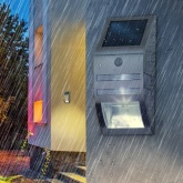 Светильник фасадный ЭРА с подсветкой и датчиком движения Хром, на солнечной батарее ERFS012-26