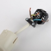 Вилка с заземлением ЭРА V3 2P+E 16А угловая белая