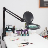 Лупа на струбцине Rexant круглая 5D с подсветкой 56 SMD LED, черная