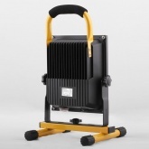 Прожектор светодиодный аккумуляторный с ручкой LL-913 SMD5730 30W 6400K 2400Lm IP65 L350x215x185mm