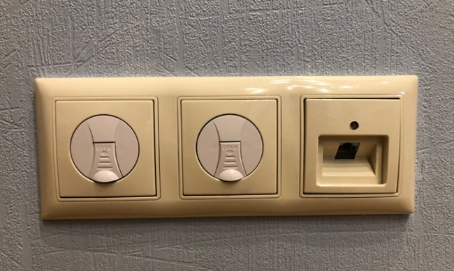 Заглушка для розеток Анам Легранд упаковка 6 штук