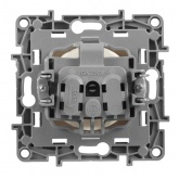 Розетка Legrand Etika Plus со шторками без заземления, винтовой зажим, слоновая кость (бежевый)