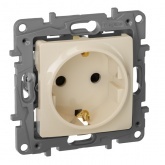 Розетка Legrand Etika со шторками, с заземлением, винтовой зажим, слоновая кость (бежевый)