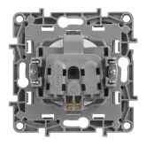 Розетка Legrand Etika со шторками с заземлением, винтовой зажим, алюминий