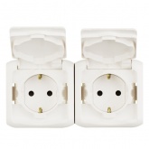 Розетка двойная Legrand Quteo с заземлением со шторками IP44 белая