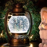 Декоративный фонарь с эффектом снегопада и подсветкой Снеговики, белый