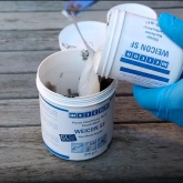 Эпоксидный композит пастообразный Weicon SF, наполненный сталью, быстротвердеющий 0,5кг