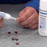 СА-Активатор спрей Weicon 150мл ускоряет склеивание цианоакрилатных клеев