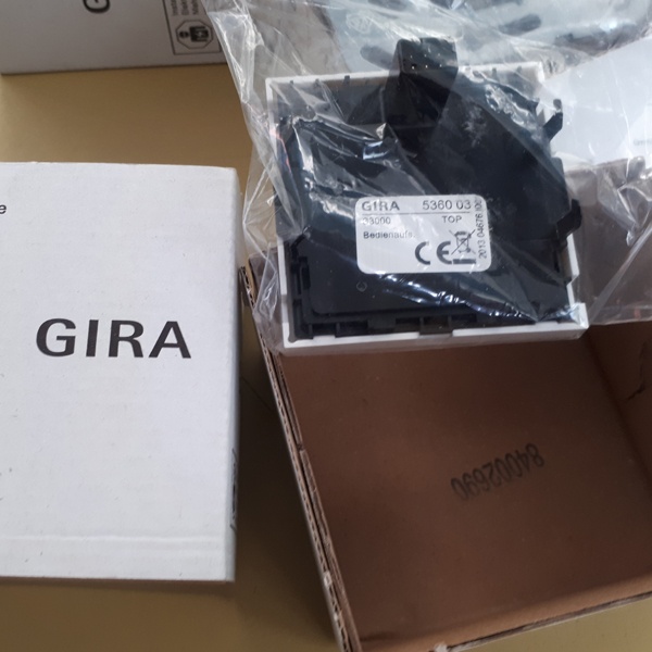 Элемент управления Gira System 3000 механизмом жалюзи/диммер, цвет белый глянцевый