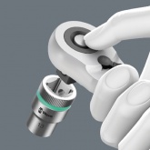 Трещоточный ключ Вера с переключателем реверса 8004 B Zyklop Metal привод 3/8 дюйма , 3/8 дюйм x 222