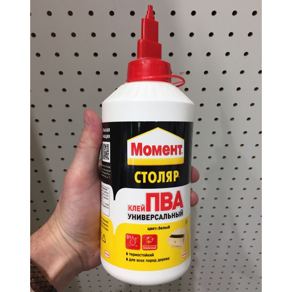 Клей универсальный ПВА Момент Столяр, термостойкий, для всех пород дерева, массой 750 г