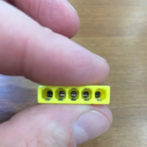 Клемма электрическая самозажимная WAGO без антиокисляющей пасты, для пяти медных одножильных проводников от 0,5 до 2,5 мм2