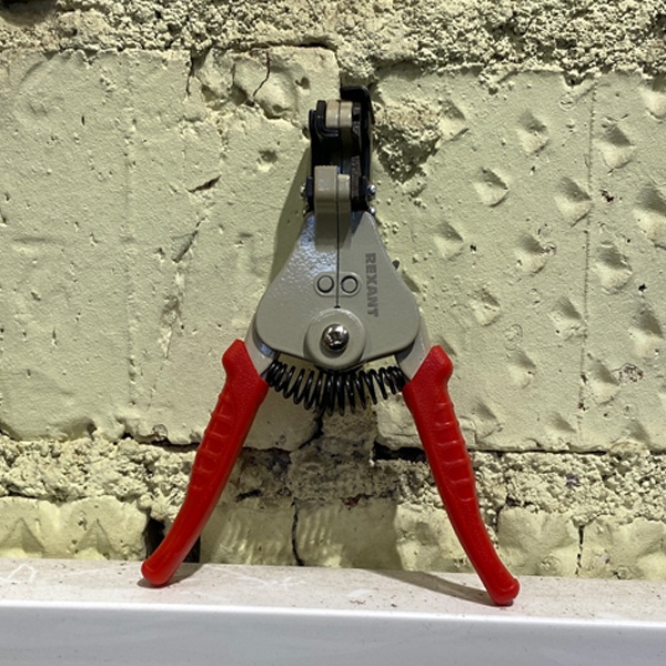 Инструмент Рексант HT-369 B для снятия внешней тефлоновой, силиконовой и ПВХ изоляции