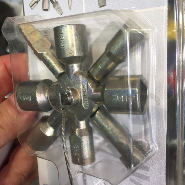 8-лучевой крестовой ключ Книпекс TwinKey для использования в инженерных системах зданий