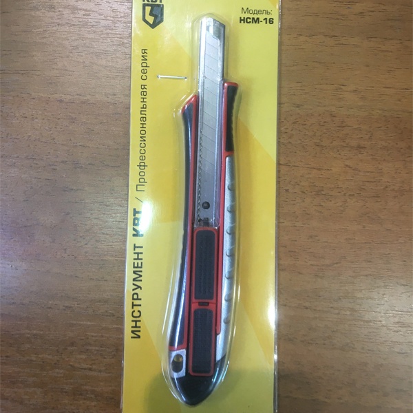 Нож строительный монтажный КВТ НСМ-16 для резки бумаги, картона, пластика, резины