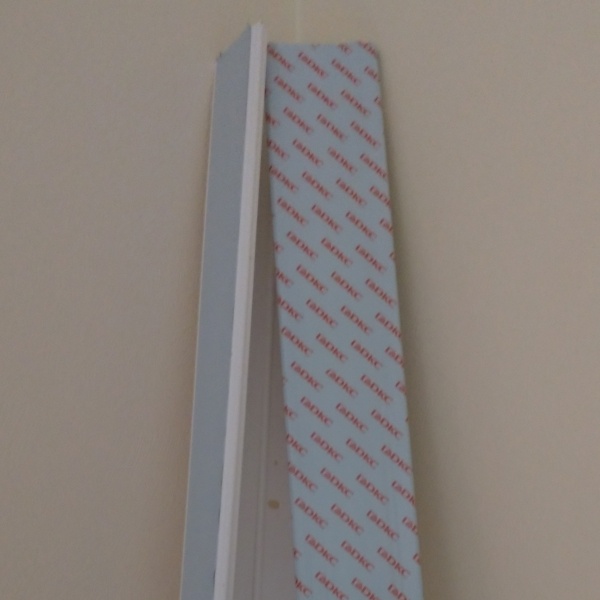 Декоративный белый короб кабельный 80*60 из ПВХ пластика для монтажа электропроводки