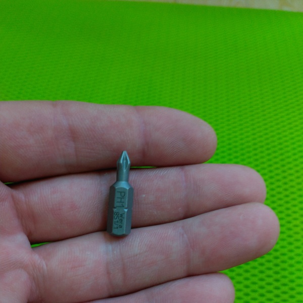 Бита вязкой твёрдости PH 1 для винтов Philips-Recess наружный шестигранник 1/4