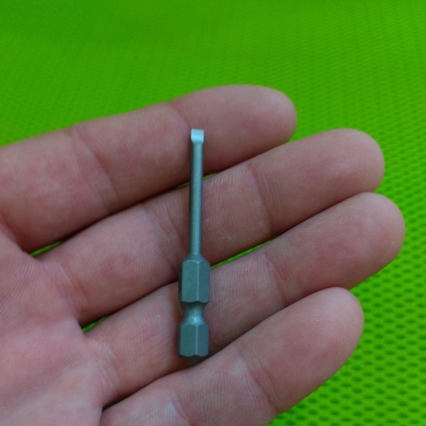 Универсальная прямошлицевая насадка Вера удлиненного типа