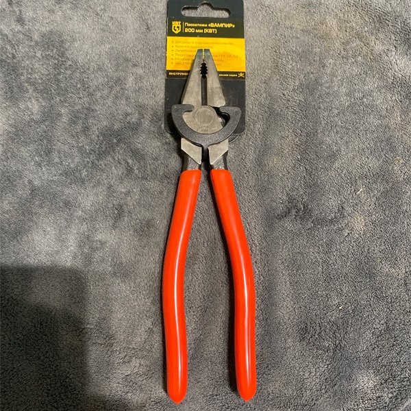 Плоскогубцы Вампир (КВТ), длиной 200 мм