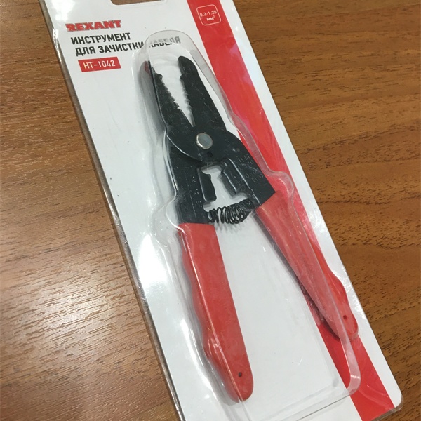 Инструмент Рексант HT-1042 для снятия внешней изоляции