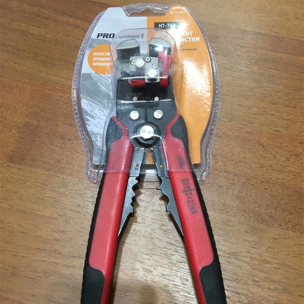 Инструмент ПРОконнект для зачистки внешней изоляции одножильного и многожильного кабеля