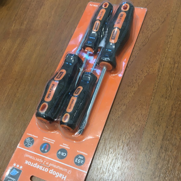 Набор из 4 отверток с прямым и крестообразным шлицем, магнитные наконечники