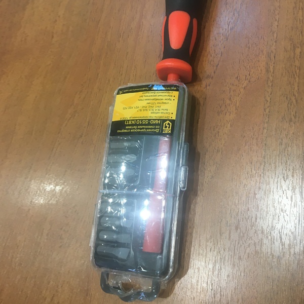 Отвертка диэлектрическая КВТ со сменными битами НИО-5510