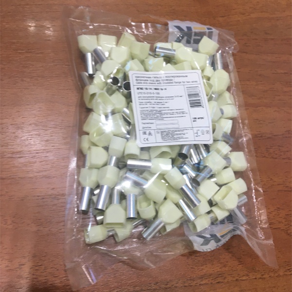 Обжимной наконечник втулочный НШВИ 10,0 мм2 двойной, 14 мм, с изолированным фланцем, бежевый, ИЭК