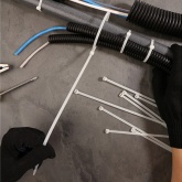 Хомут-стяжка кабельная Rexant нейлоновая 400x4,8 мм белая [упаковка 100шт]