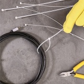 Хомут-стяжка кабельная Rexant нейлоновая 200x3,6 мм белая [упаковка 100шт]