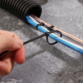 Хомут-стяжка кабельная Rexant нейлоновая 200x3,6 мм черная [упаковка 100шт]