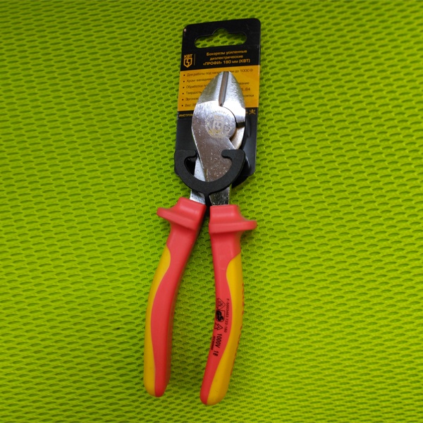 Изолированные кусачки КВТ Профи 180 мм, для работы под напряжением до 1000 В