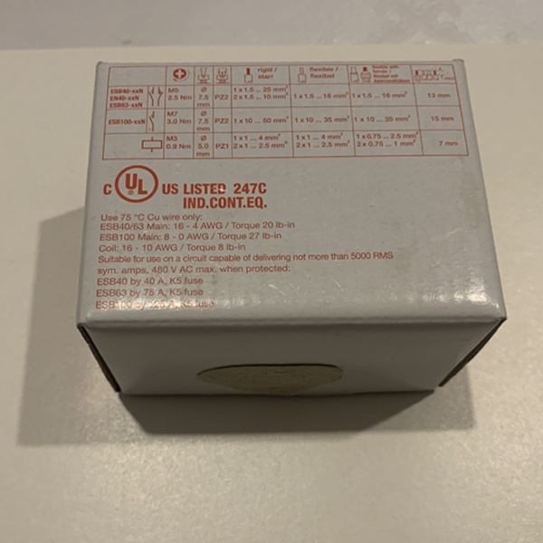 Трехмодульный магнитный пускатель с возможностью ручного управления EN40-40N-06, 40А, 230В, AC/DC, 4 нормально открытых контакта