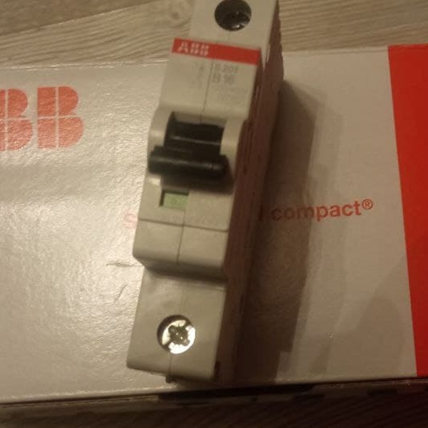 Модульный однополюсный электрический автомат ABB S201 System pro M на 16 Ампер, с характеристикой B