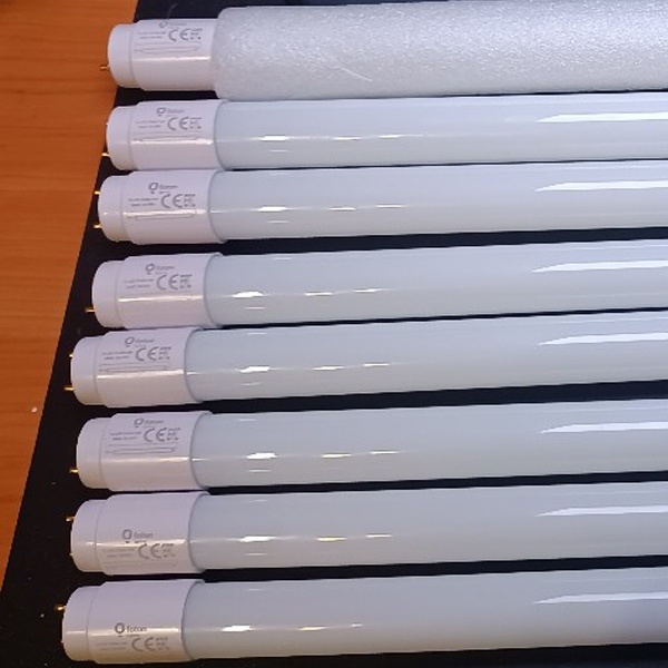 Матовая светодиодная линейная лампа LED-T8 мощностью 10 Ватт на 220 Вольт с цоколем G13 белого света Foton Lighting, 600мм