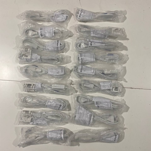 Сетевой кабель с выключателем Ферон KF-HK-1 230 В 1,9 м, белого цвета