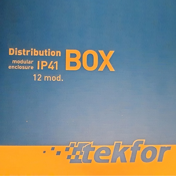 Распределительный электрощит Текфор, накладного монтажа, 12 модулей, с прозрачной черной дверцей, укомплектован DIN-рейкой, нулевой и земляной шиной