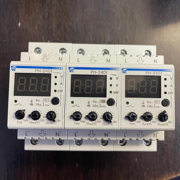 Реле напряжения РН-240t Новатек-Электро