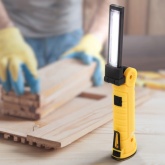 Фонарь светодиодный ЭРА Рабочий Практик AA-901 многофункциональный СОВ+LED 3W магнит, крючок, клипса