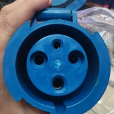 Розетка стационарная ИЭК MAGNUM ССИ-133 63А-6ч/200-250В 2Р+РЕ IP67