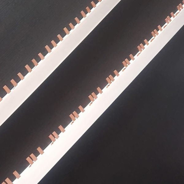 Шина соединительная PIN 3P 100A шаг 18мм 54 штырей IEK