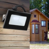 Прожектор светодиодный ЭРА LPR-024-0-65K-010 10W 6500К 800Lm IP65